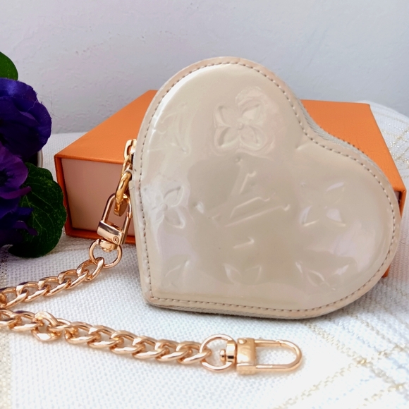 LOUIS VUITTON Monogram Vernis Portomone Cool Coin Purse Heart Case M91479 - Picture 17 of 17